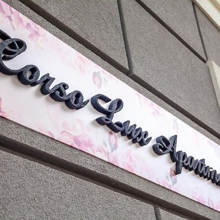 גיולה Corso Lux Apartman מראה חיצוני תמונה